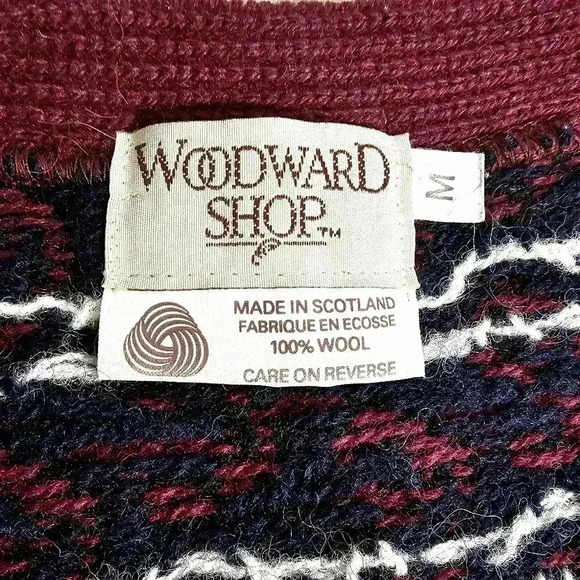 🛑 Woodward Shop Vintage Mens Wool Knit Cardigan Scotland Maroon Paisley Medium - Picture 6 of 7